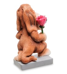 RV-910 Статуэтка Собака Бассет-хаунд "Цветы для прекрасной Леди" (W.Stratford)