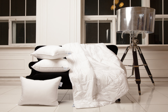 Подушка PREMIUM FAMILIE NON-ALERGENIC средняя 50х68