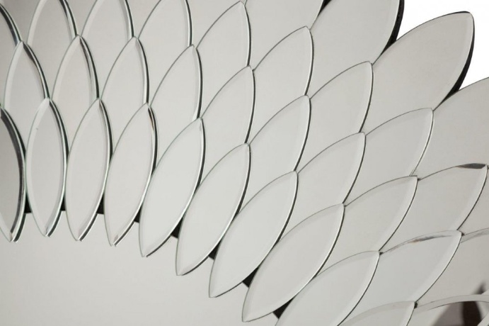 Зеркало круглое венецианское в виде цветка диаметр 86 см Livian