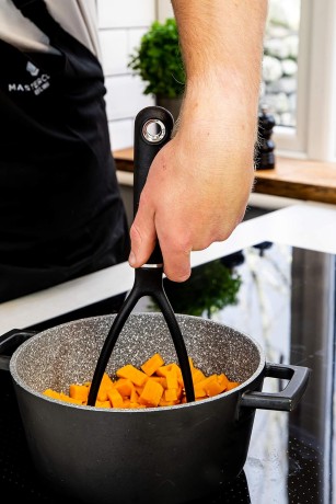 Картофелемялка Soft Grip Nylon MasterClass, 34 см. Kitchen Craft