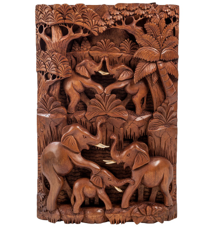 17-005 Панно резное "Пирамида из слонов - символ долголетия" (суар, о.Бали)
