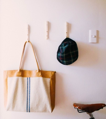 Вешалки-держатели J-pegs, 3 шт. thabto