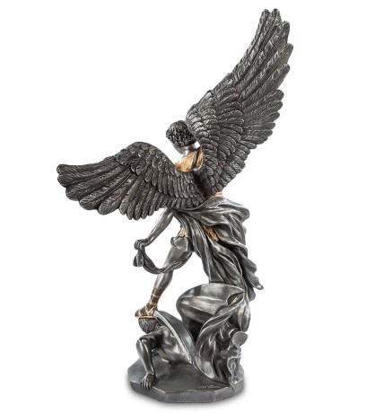 WS- 30 Статуэтка "Михаил Архангел, побеждающий дьявола"