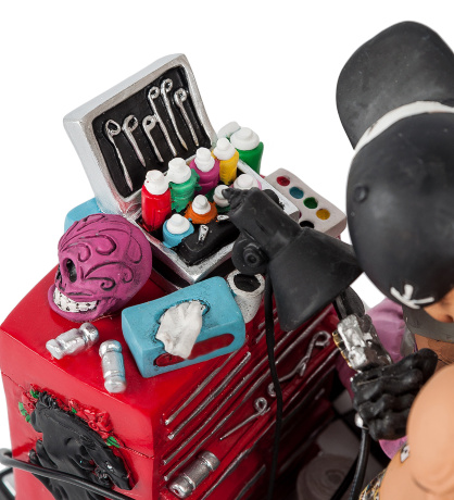 STD-14 Статуэтка "Тату-мастер" (W.Stratford)