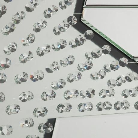 Зеркало с фацетом квадратное с граненым декором Gironda