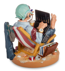 PRO-24 Статуэтка &quot;Бизнесмен в выходной день&quot; (Profisti.Parastone)