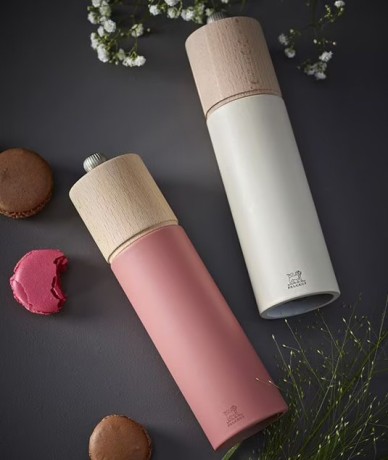 Мельница для перца Boreal, 21 см, цвет: орех, Peugeot