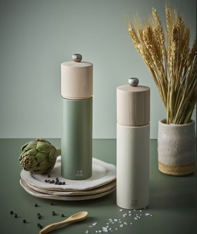 Мельница для перца Boreal, 21 см, цвет: темно-зеленый, Peugeot