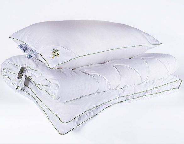 Подушка средняя из Фитолинии "Мята Антистресс", 50х68, в комплекте ароматное саше из натуральной мяты, Natures