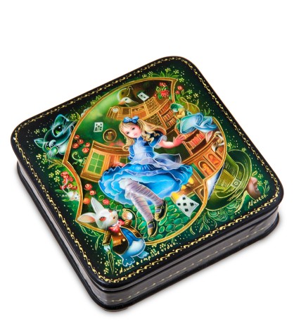 ШК-19/50 Шкатулка в технике декупаж "Алиса в стране чудес" (10х10х3,5)