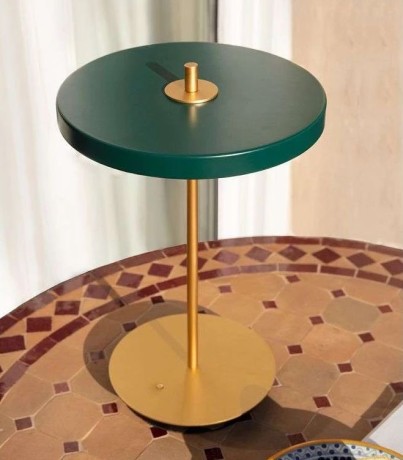 Светильник настольный Asteria Move forest green V2, Ø 20x30,6 см. Umage