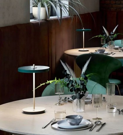 Светильник настольный Asteria Move forest green V2, Ø 20x30,6 см. Umage