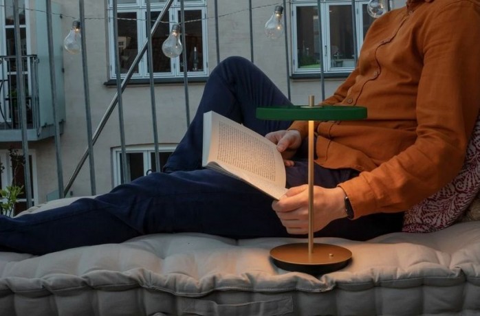 Светильник настольный Asteria Move forest green V2, Ø 20x30,6 см. Umage