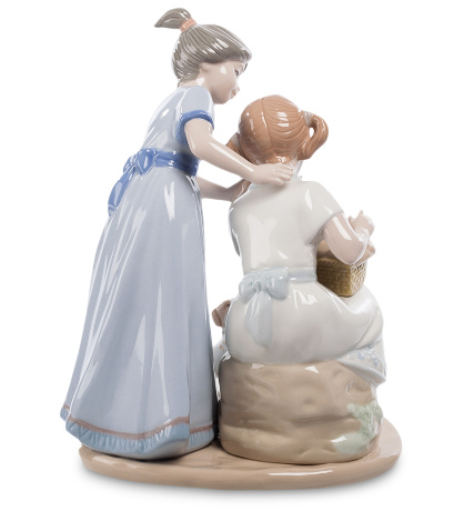 CMS-20/15 Фигурка "Девочки с собачкой" (Pavone)