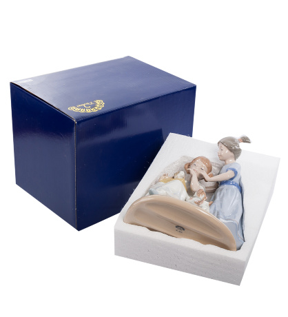 CMS-20/15 Фигурка "Девочки с собачкой" (Pavone)