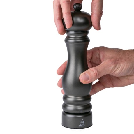 Мельница для перца Paris chef, цвет карбон, 22 см. Peugeot