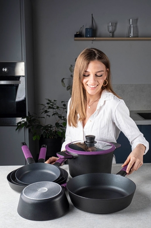 Кастрюля, 20 см. 2,5 л. фиолетовая, Squality