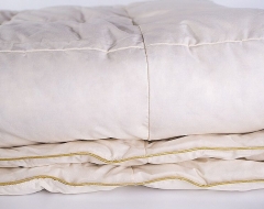 Одеяло всесезонное из гусиного пуха 1 категории "Медовый поцелуй", 140х205, технология кассетная, Natures