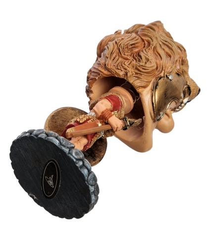 RV-746 Статуэтка-болванчик Рыцарь "Храбрый" (W.Stratford)