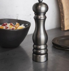 Мельница для соли Paris chef, цвет карбон, 22 см. Peugeot