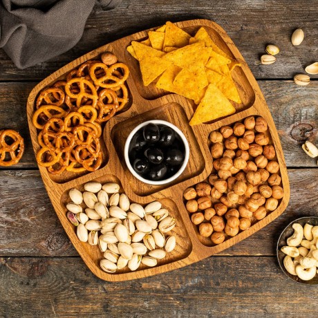 Менажница дубовая квадратная, 27х27 см. Uneca