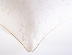 Подушка упругая пуховая "Медовый поцелуй", 50х68, из жаккардового сатина, Natures