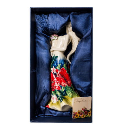 JP-852/ 4 Статуэтка "Девушка" (Pavone)