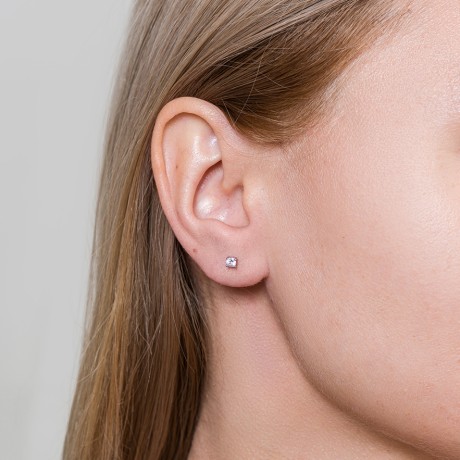 Пусеты WHITE AE03187-4A BW/S Fiore Luna