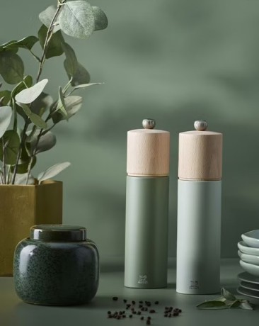 Мельница для соли Boreal, 21 см. цвет: светло-зеленый Peugeot