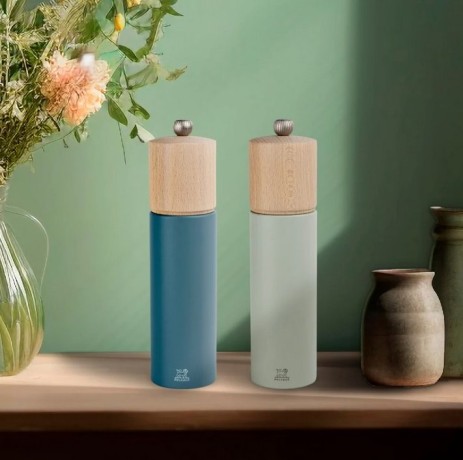 Мельница для соли Boreal, 21 см. цвет: светло-зеленый Peugeot