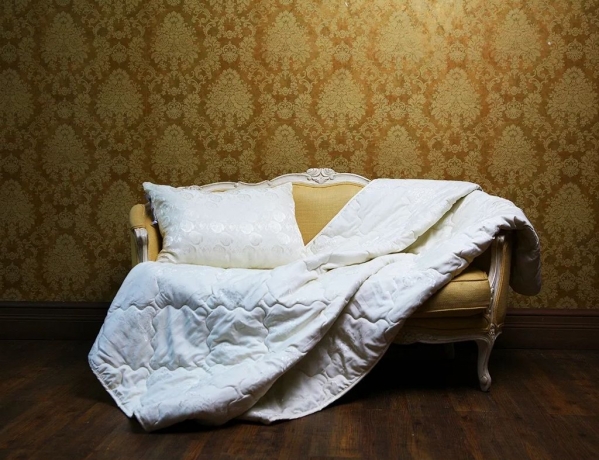 Одеяло всесезонное "Австралийская шерсть", 140х205, в чехле из хлопка с рельефным жаккардовым рисунком, Natures