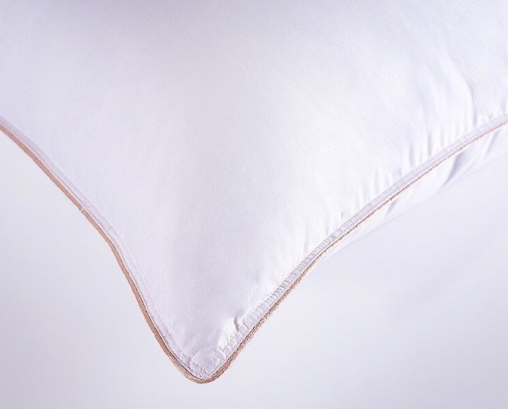 Подушка упругая из гусиного пуха с внутренним ядром "Миндальное сердечко", 50х68 см. Natures