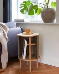 Приставная тумба Audacious Side table, oak, Sugar Brown, Ø38х59,3 см. Umage