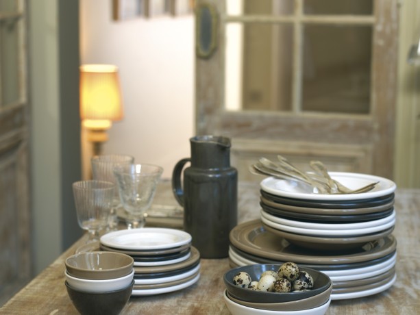 Тарелка глубокая 22см. крем, Emile Henry