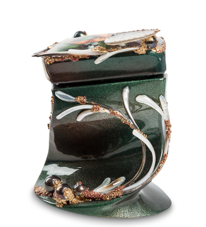 ШК-50/17 Шкатулка "Мотылек" исп. Шеншины