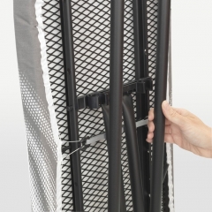 Гладильная доска 124х38 см (B), Титановые круги, черный Brabantia