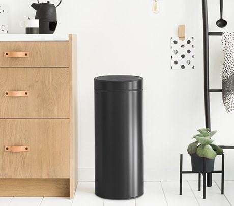 Мусорный бак Touch Bin New (30 л), Черный, с эффектом минерального напыления Brabantia