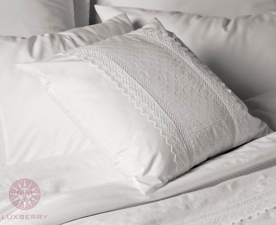 Наволочка декоративная "CAROL" BOVI 42х42 см. перкаль, белый