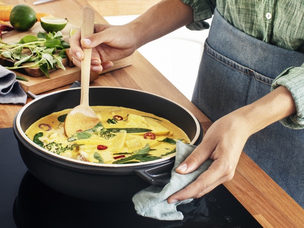 Сотейник, 26 см, 2,5 л, керамический индукционный, серия Delight Emile Henry