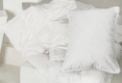 Подушка низкая (для детей до 3 лет) "Пуховое Облако", 40х60, из белого гусиного пуха, Natures