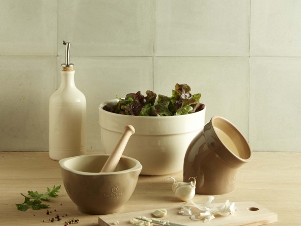 Набор Солонка, бутылка д/масла и уксуса + подставка в подарок, цвет: гранат Emile Henry