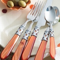 Столовые приборы