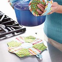 Прихватки, варежки